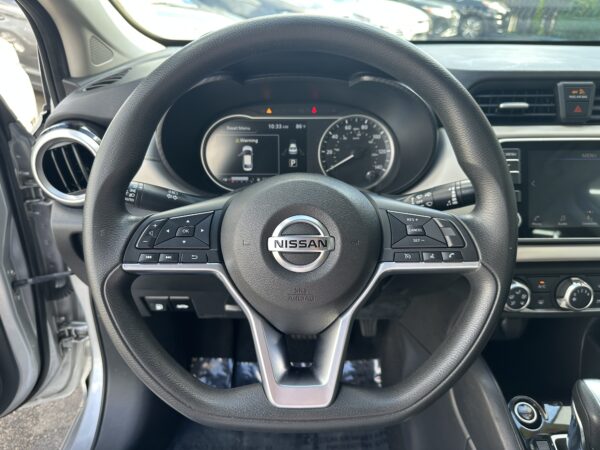 NISSAN VERSA SV 2021 (3738B) - Imagen 12