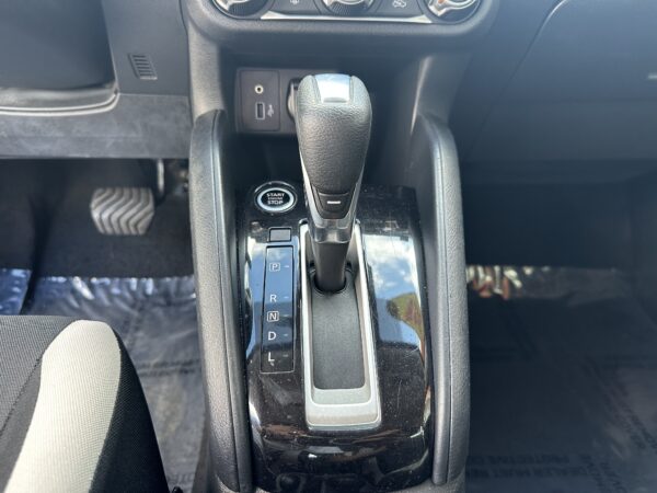 NISSAN VERSA SV 2021 (3738B) - Imagen 17