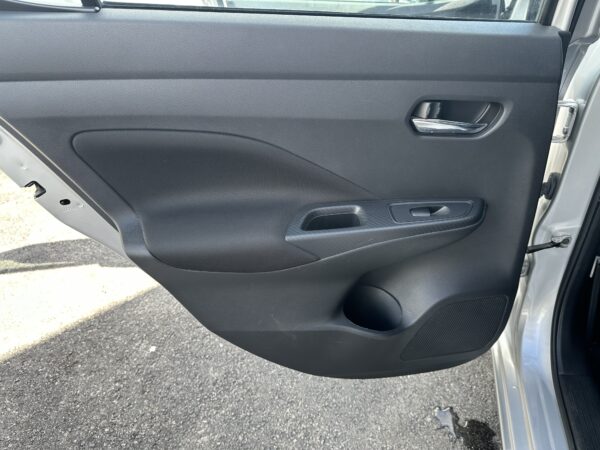 NISSAN VERSA SV 2021 (3738B) - Imagen 19