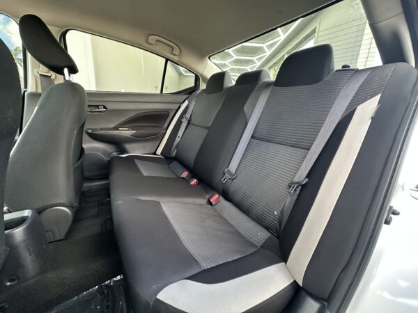 NISSAN VERSA SV 2021 (3738B) - Imagen 20