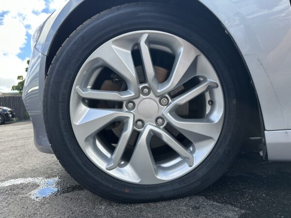 HONDA ACCORD LX 2019 (3964) - Imagen 9