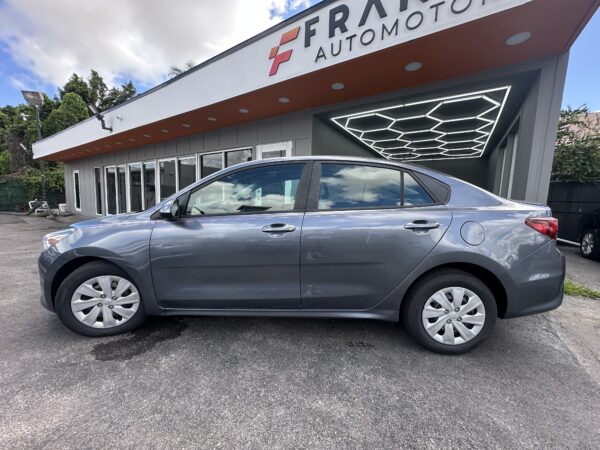 KIA RIO LX 2019 (4004) - Imagen 16