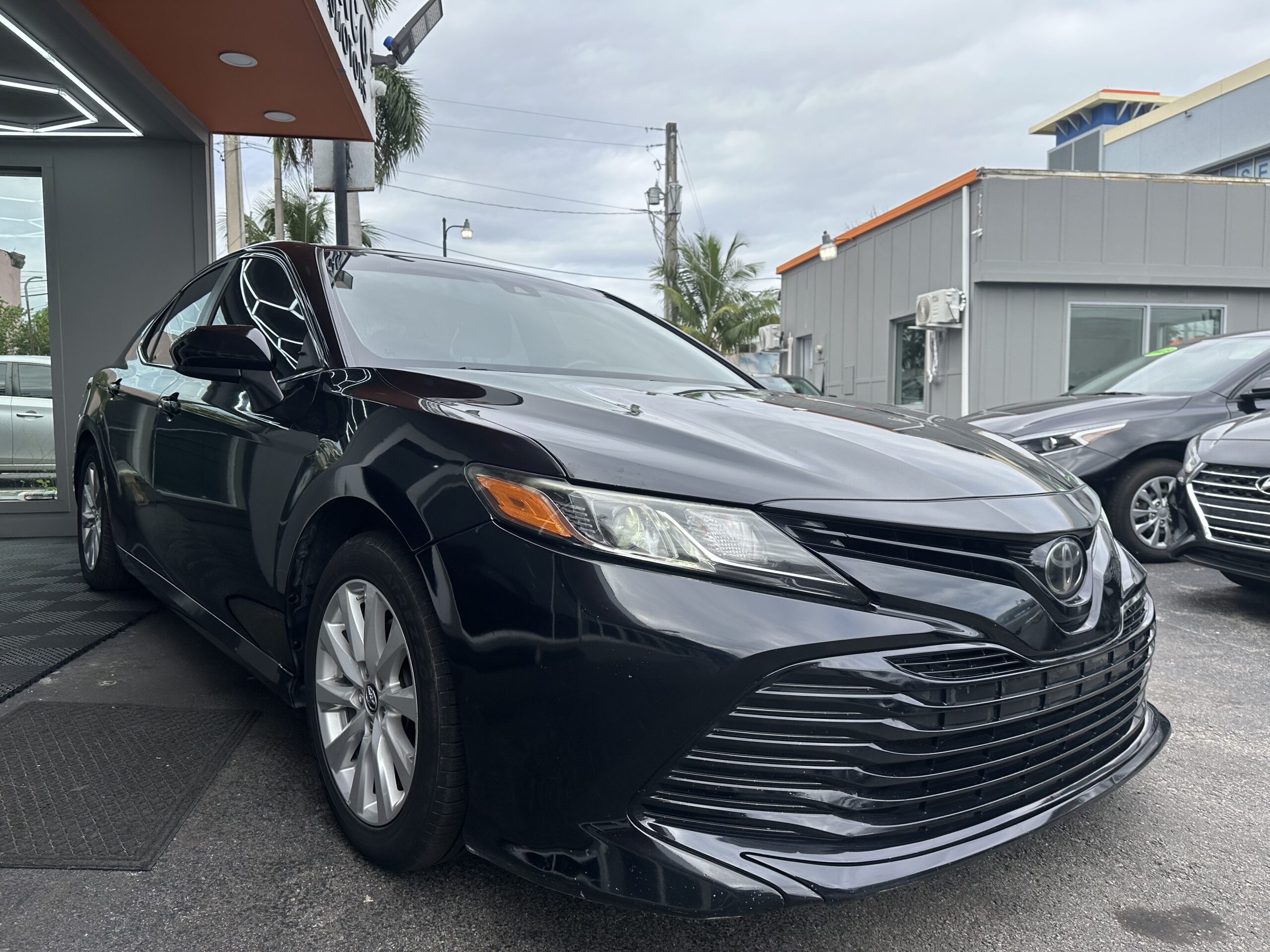 TOYOTA CAMRY 2019 (3885D)