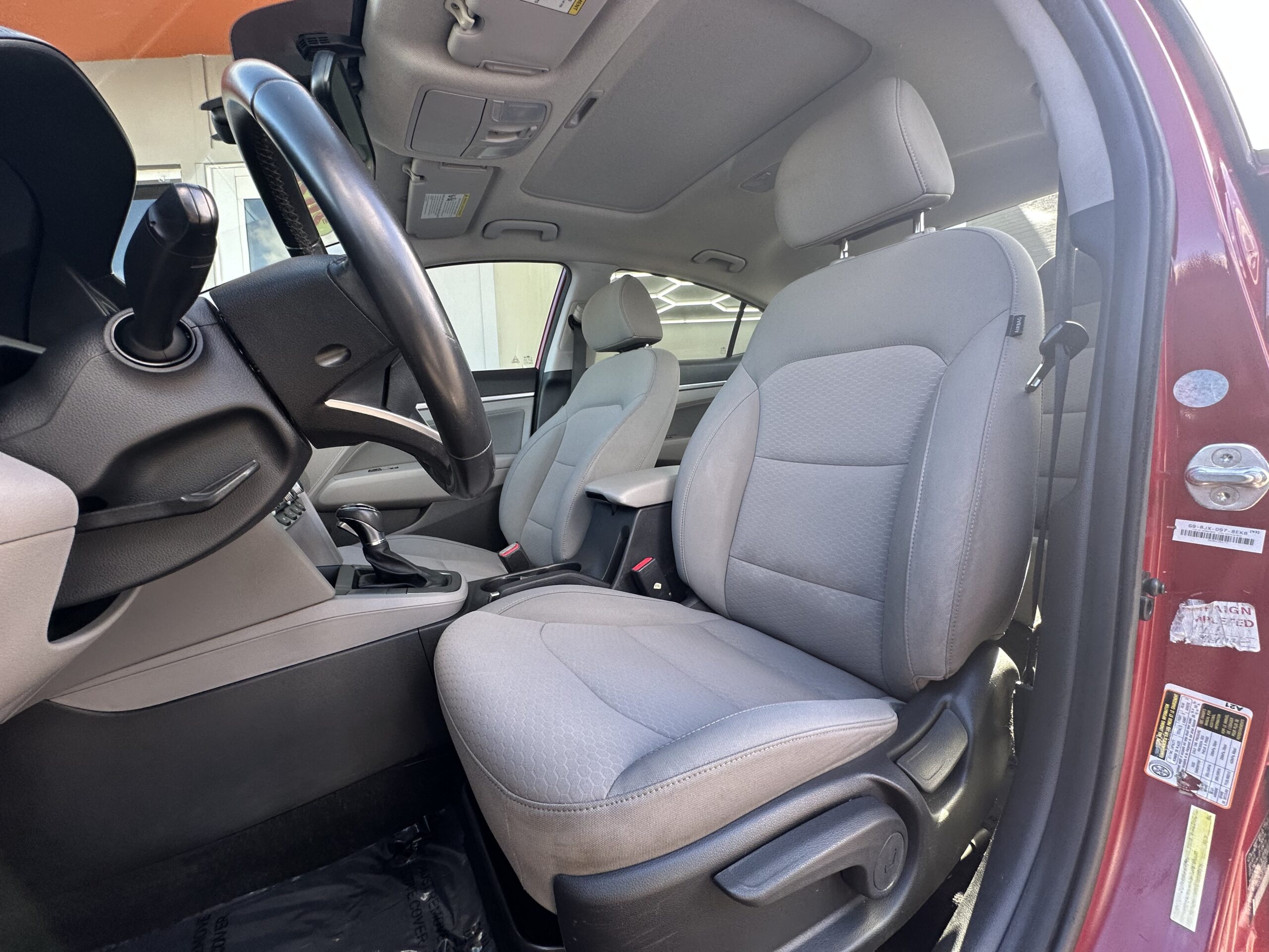 HYUNDAI ELANTRA 2020 (3716C) - Imagen 12