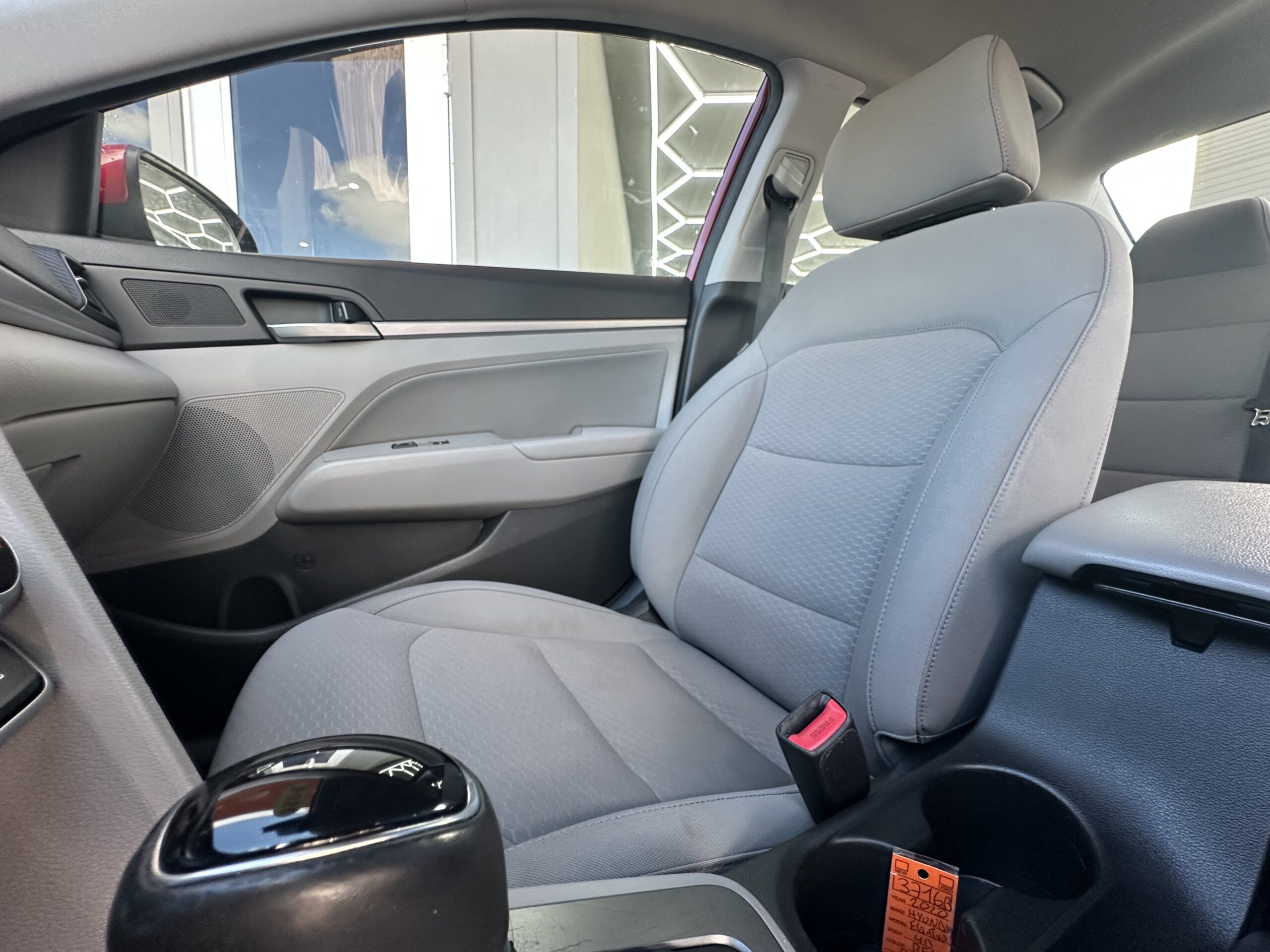 HYUNDAI ELANTRA 2020 (3716C) - Imagen 19