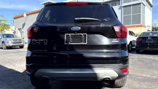 FORD ESCAPE SE 2019 (4006) - Imagen 28