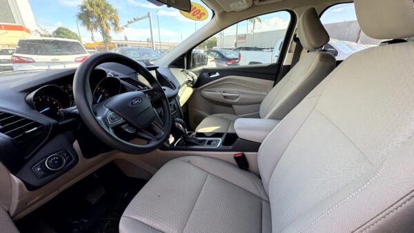 FORD ESCAPE SE 2019 (4006) - Imagen 24