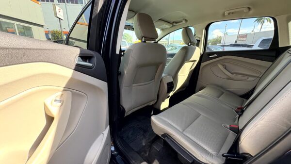 FORD ESCAPE SE 2019 (4006) - Imagen 19
