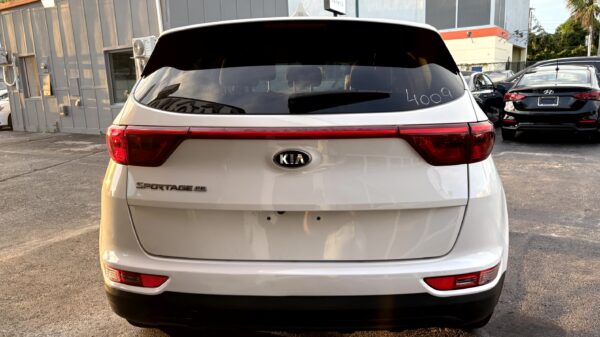 KIA SDPORTAGE LX 2019 (4009) - Imagen 6