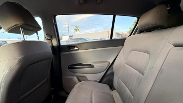 KIA SDPORTAGE LX 2019 (4009) - Imagen 20