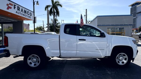 CHEVROLET COLORADO EXTENDED CAB WORK TRUCK PICKUP 4D 6 FT 2021 (3656D) - Imagen 8