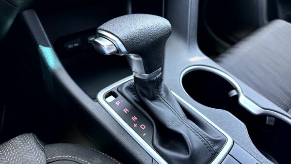 KIA SPORTAGE	LX SPORT UTILITY 4D 2022 (3942B) - Imagen 25