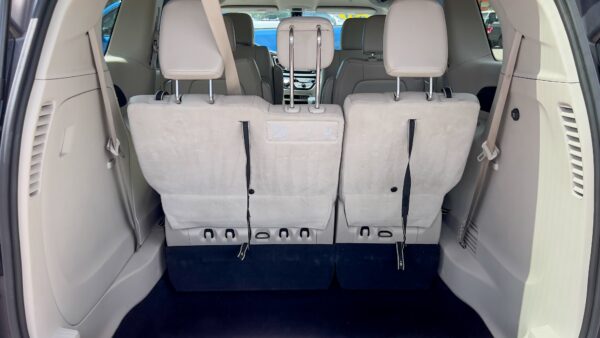 CHRYSLER VOYAGER LXI MINIVAN (3284C) - Imagen 14