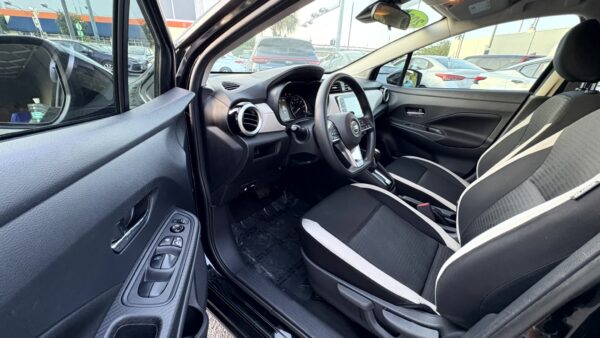 NISSAN VERSA SV 2021 (3910B) - Imagen 10