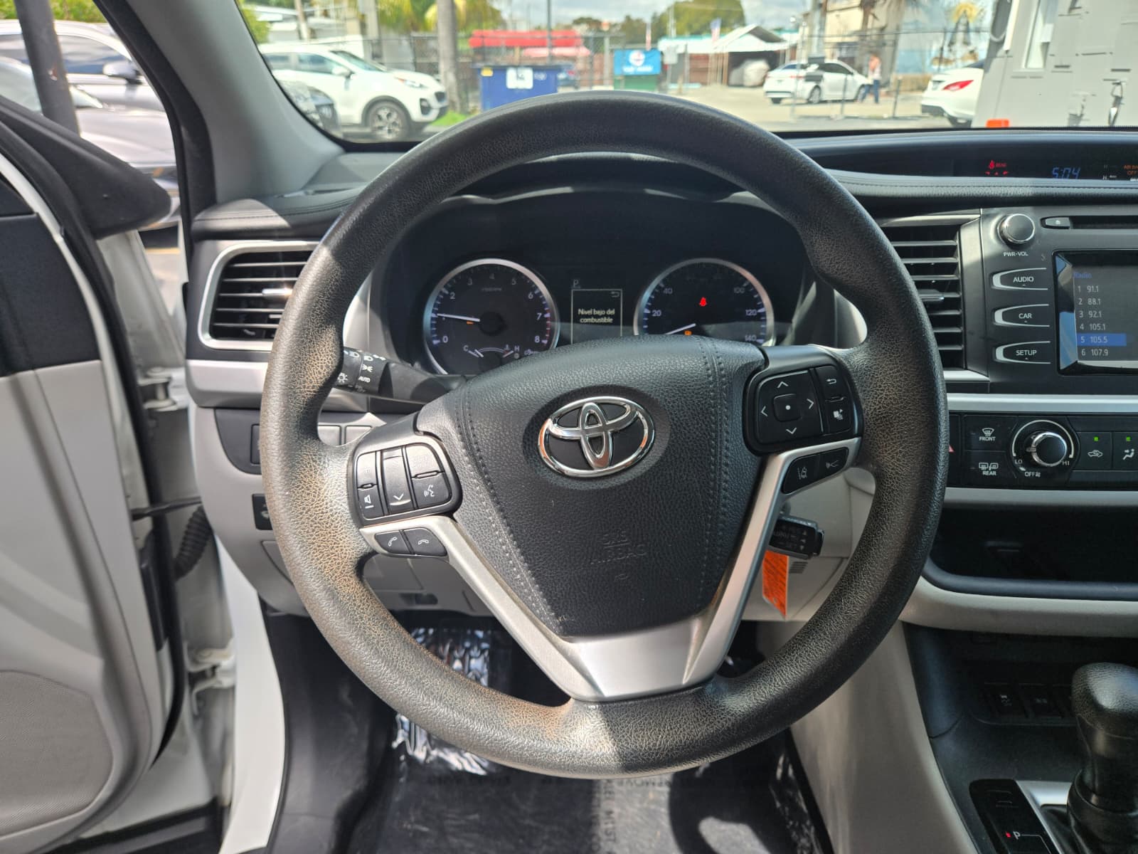 Toyota Highlander LE 2017 (4086) - Imagen 11