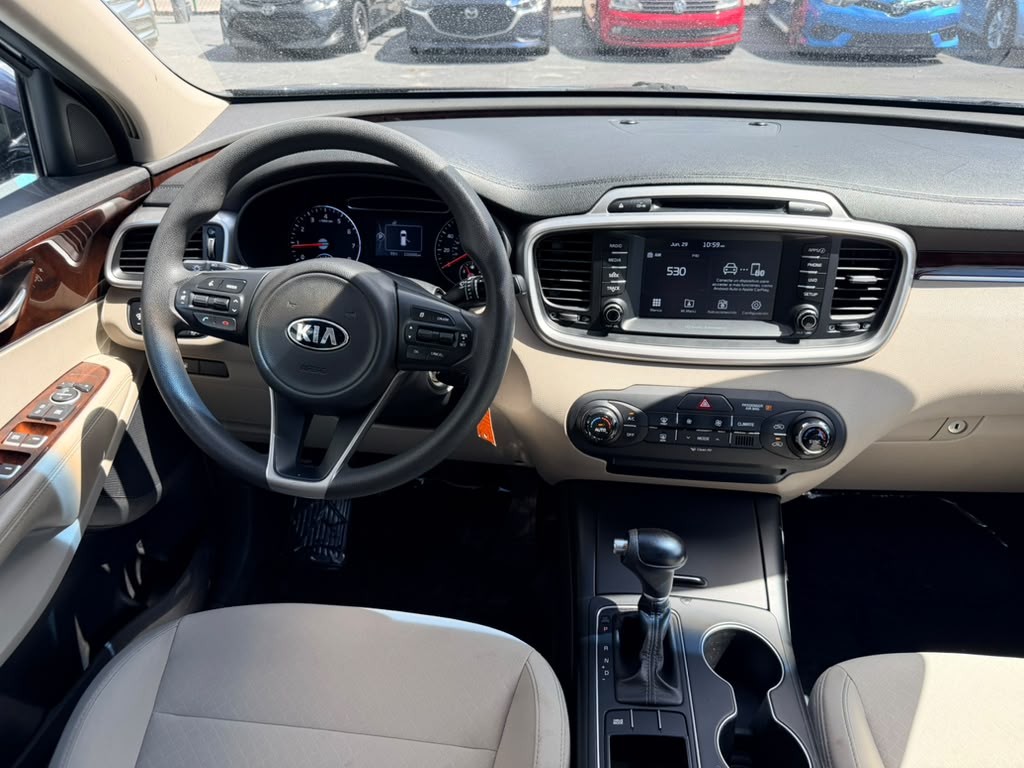 Kia Sorento LX 2018 (4023C) - Imagen 14