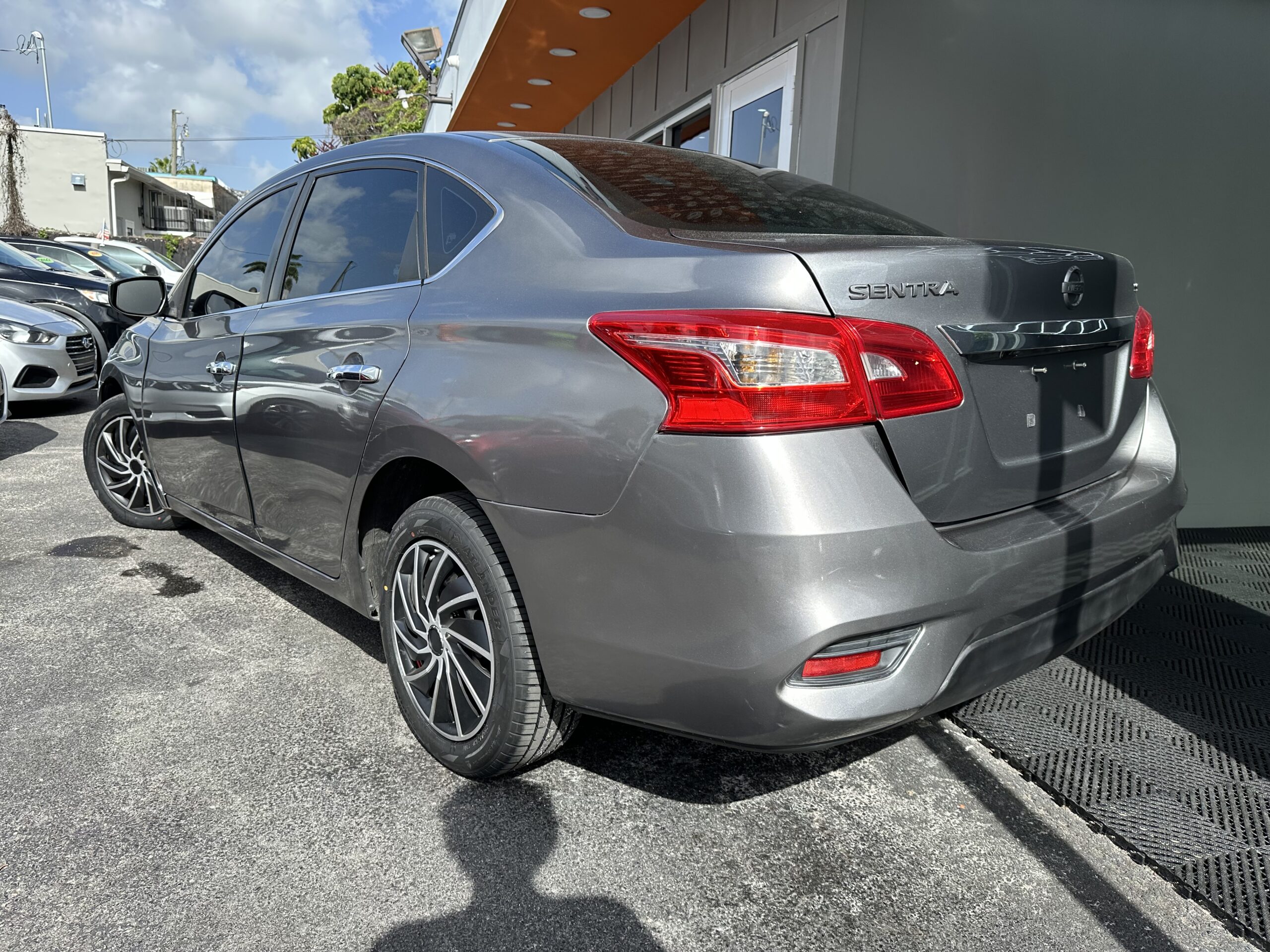 Nissan Sentra SV Sedan 4D 2019 (3879C) - Imagen 7