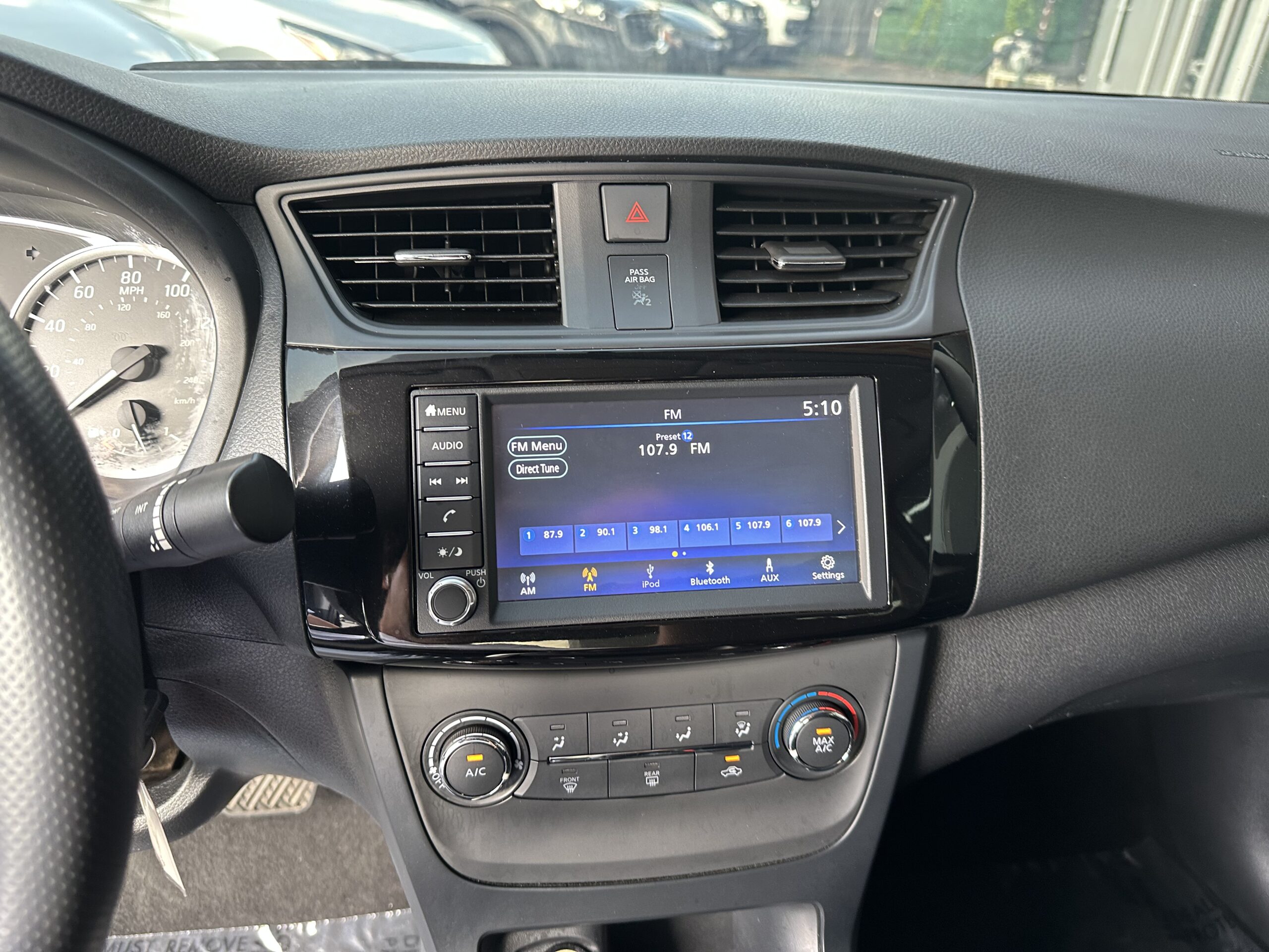 Nissan Sentra SV Sedan 4D 2019 (3879C) - Imagen 14