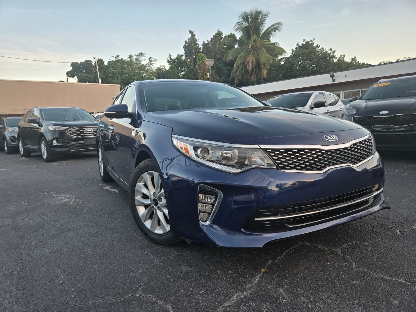KIA Optima LX 2018 (4050B)