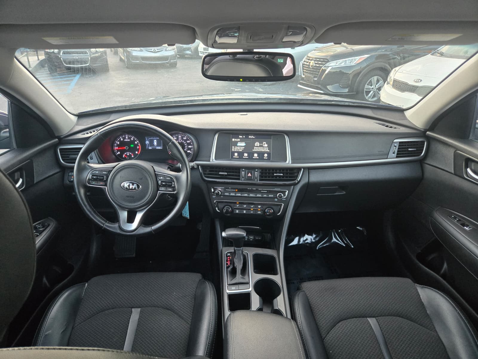KIA Optima LX 2018 (4050B) - Imagen 9