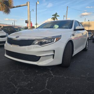 KIA Optima LX 2017 (4020B)