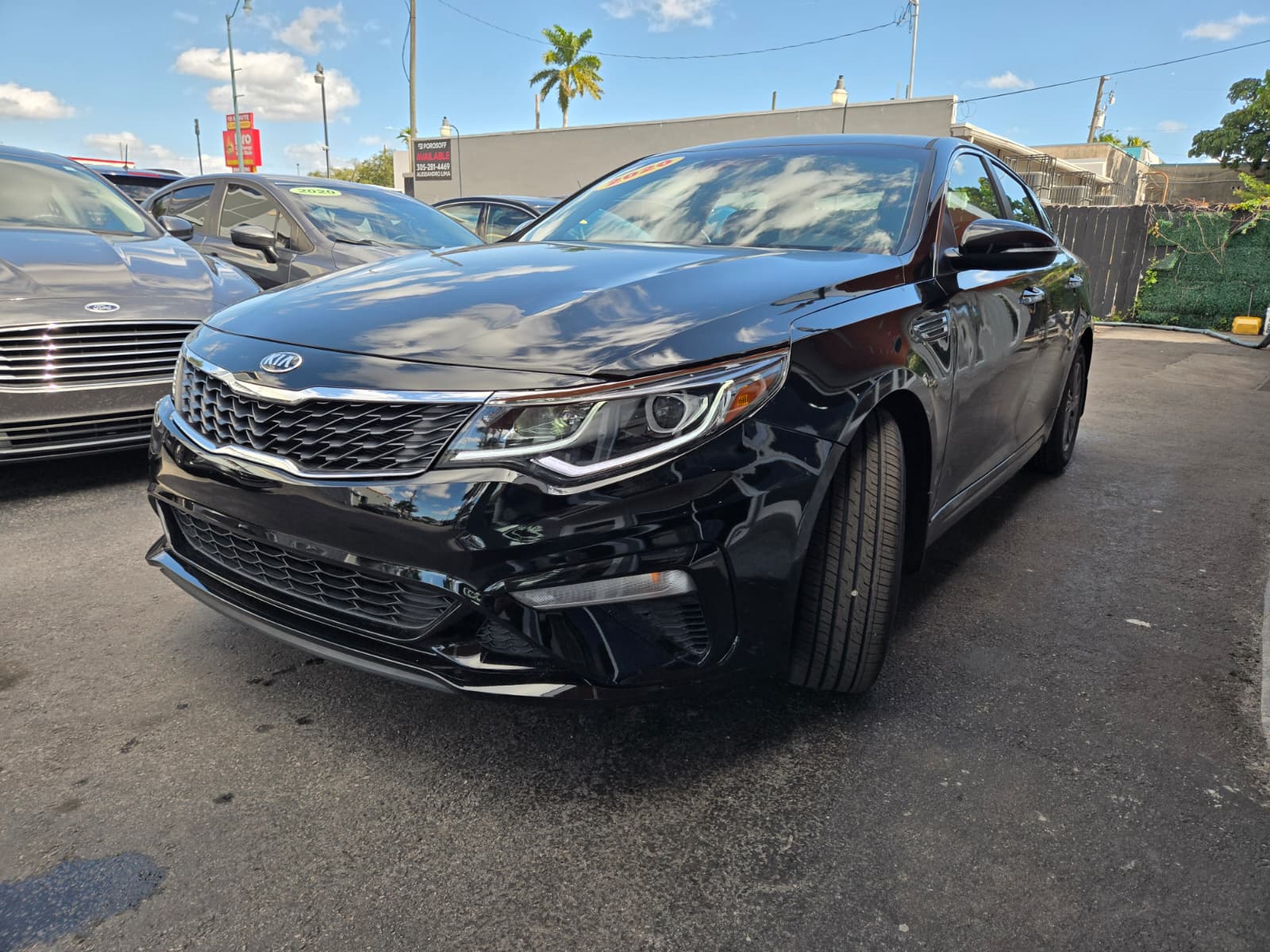 KIA Optima LX 2020 (4049B)