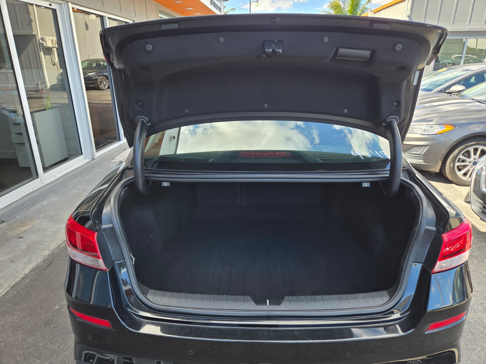 KIA Optima LX 2020 (4049B) - Imagen 13