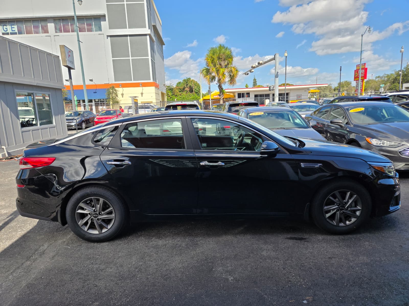 KIA Optima LX 2020 (4049B) - Imagen 5