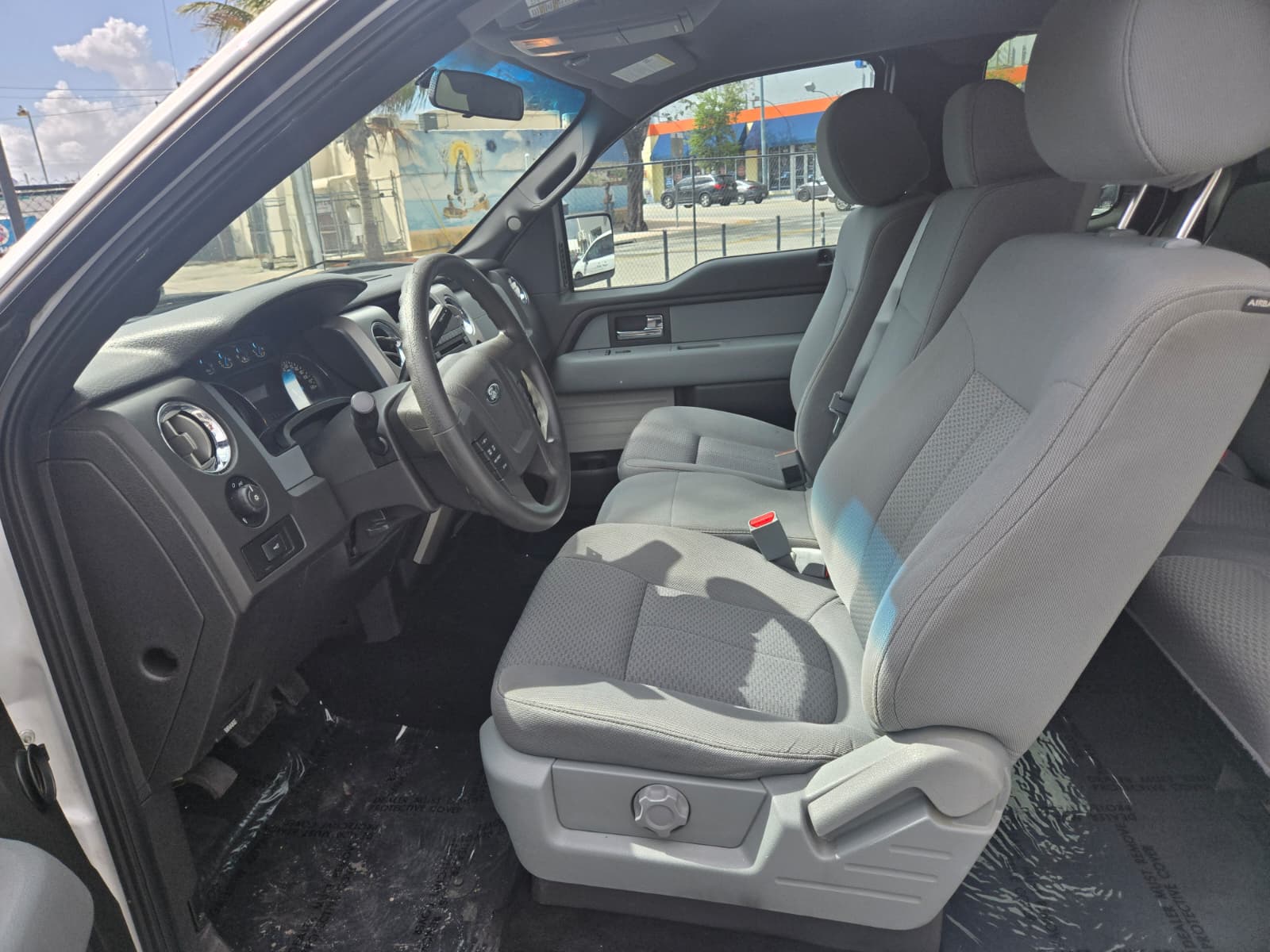 Ford F-150 Super Cab XL Pickup 2014 (4087) - Imagen 14