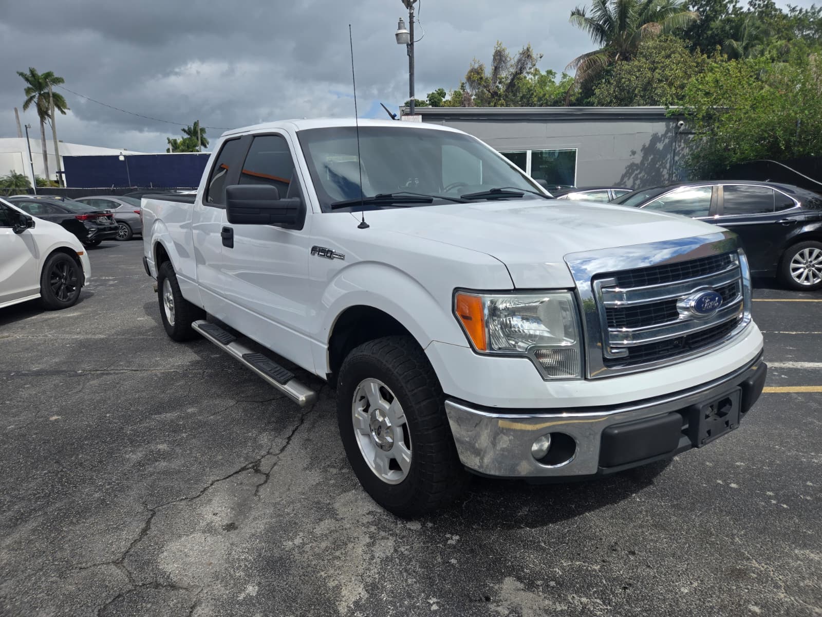 Ford F-150 Super Cab XL Pickup 2014 (4087) - Imagen 9