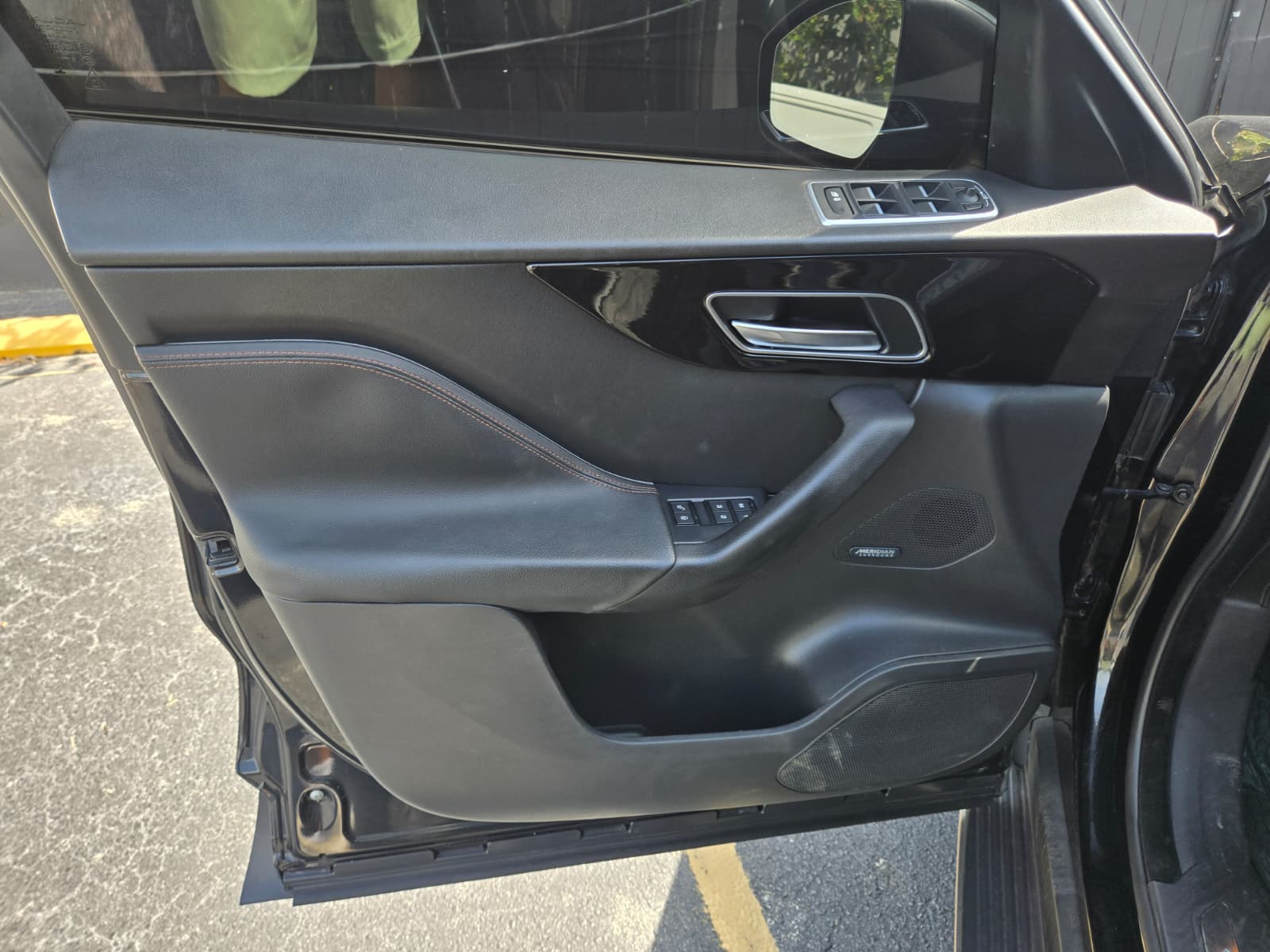 JAGUAR F-PACE 25T PRESTIGE SPORT 2019 (3926) - Imagen 11