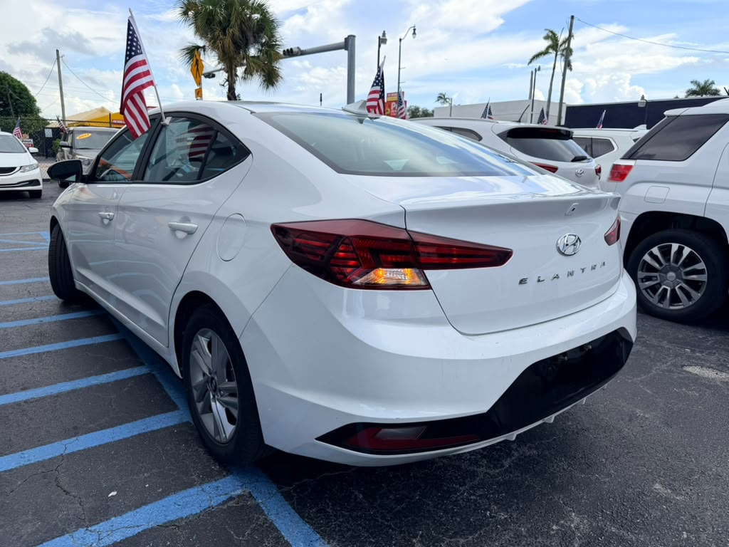 HYUNDAI ELANTRA 2020 (3963B) - Imagen 6