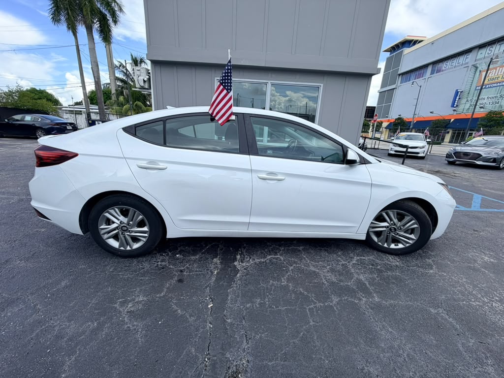 HYUNDAI ELANTRA 2020 (3963B) - Imagen 8