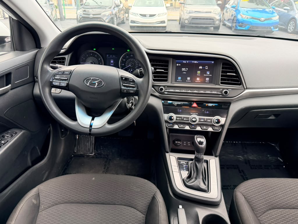 HYUNDAI ELANTRA 2020 (3963B) - Imagen 14