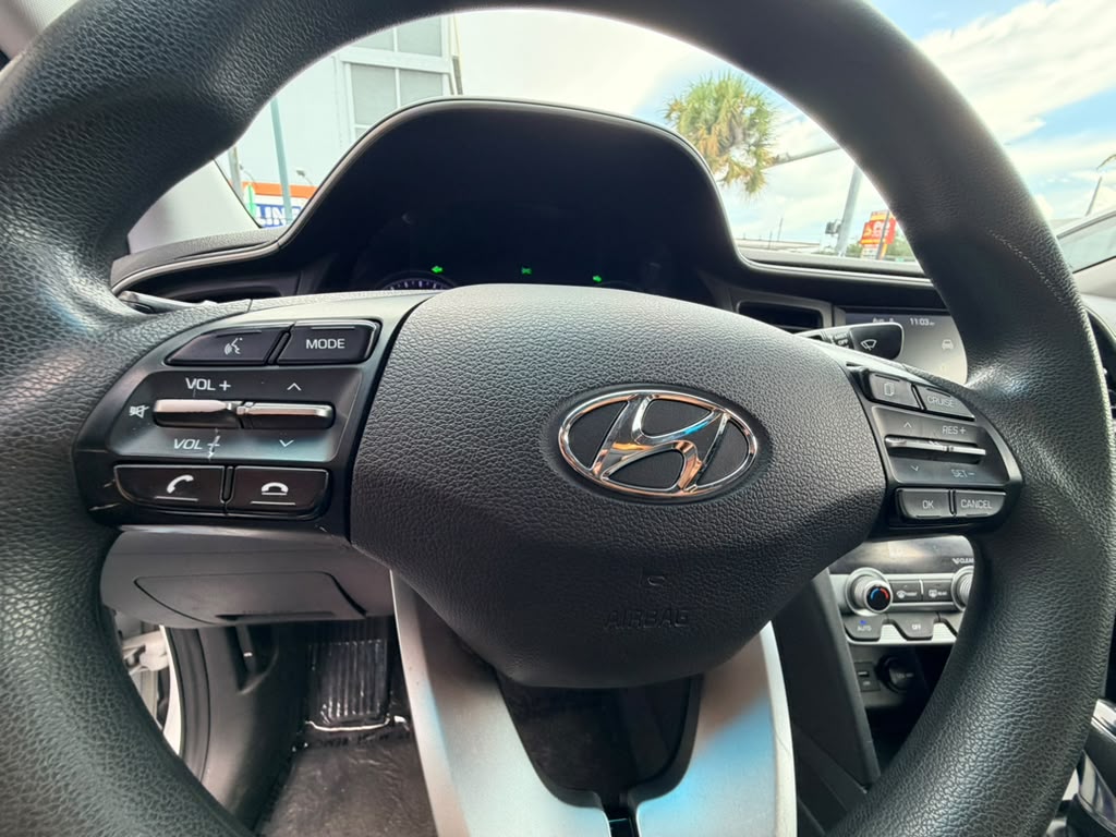 HYUNDAI ELANTRA 2020 (3963B) - Imagen 16