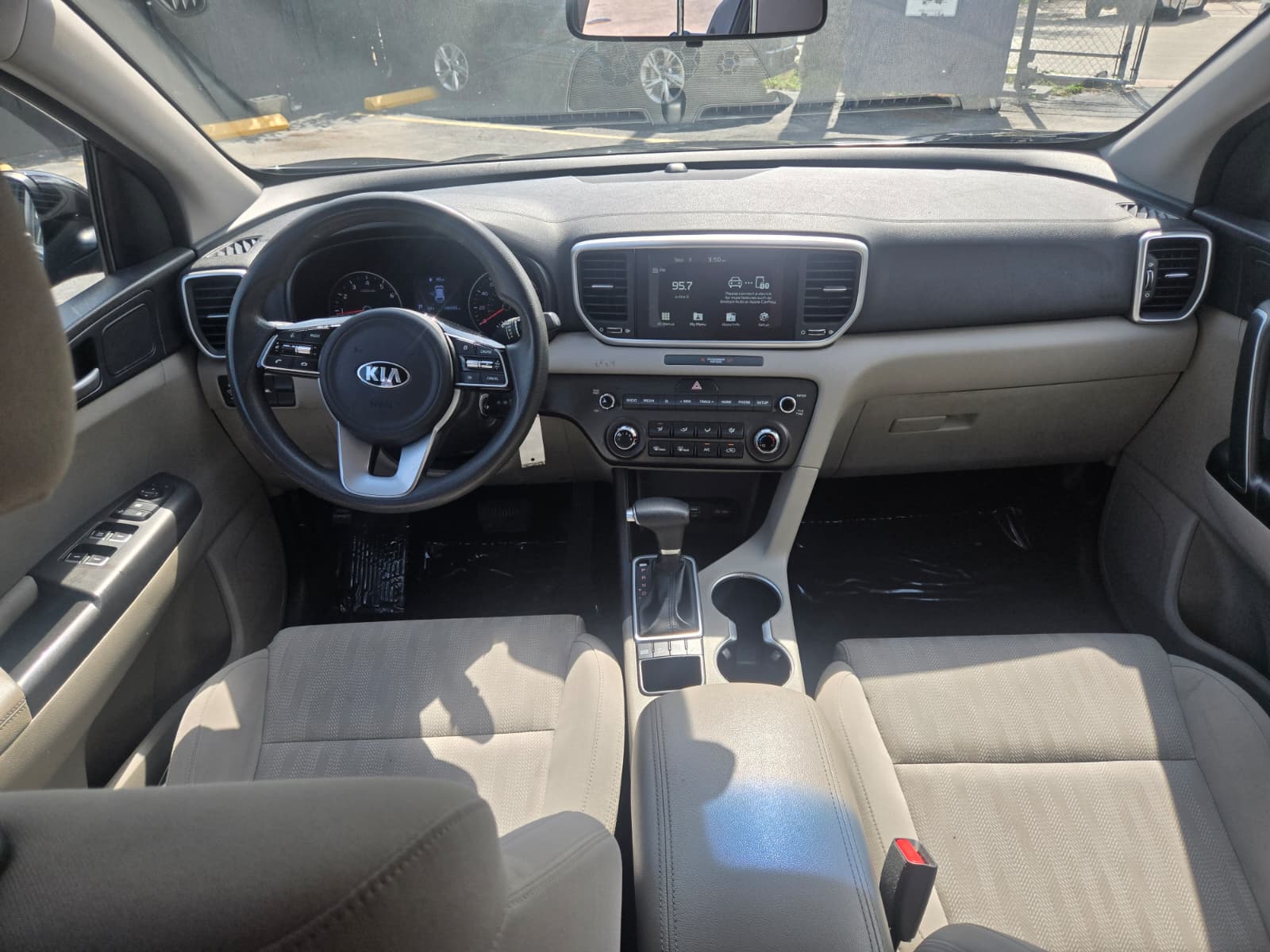 KIA SPORTAGE LX 2020 (4118B) - Imagen 13