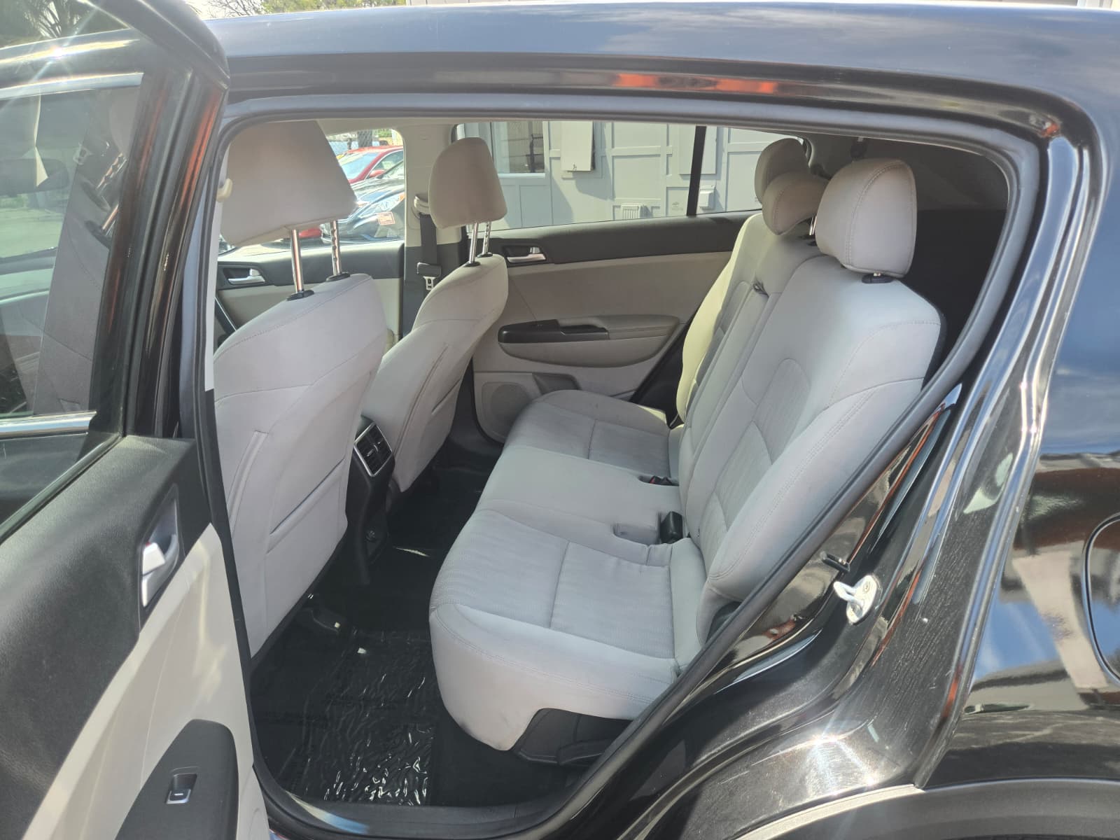 KIA SPORTAGE LX 2020 (4118B) - Imagen 16