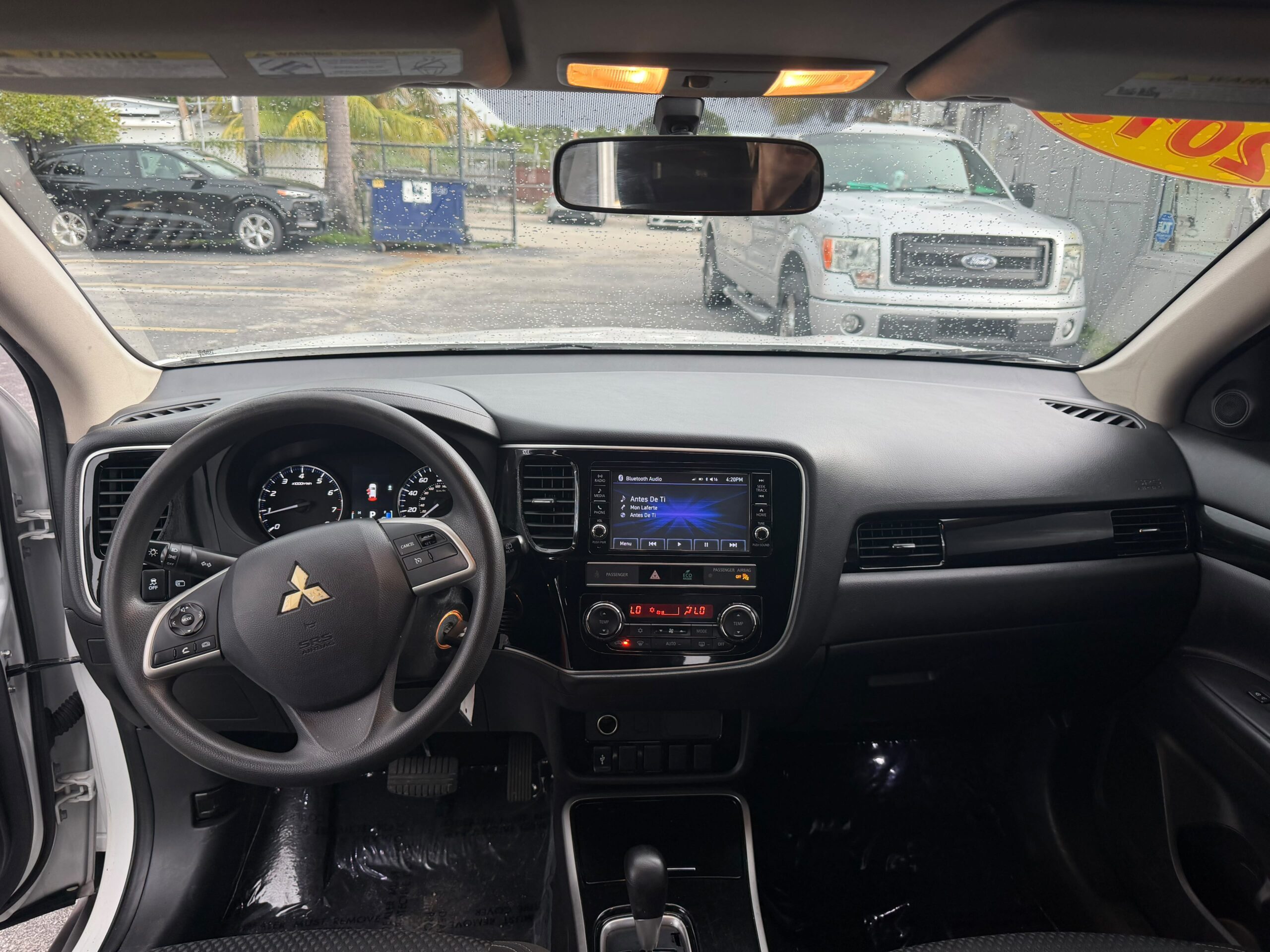 MITSUBISHI OUTLANDER 2019 (4138) - Imagen 12