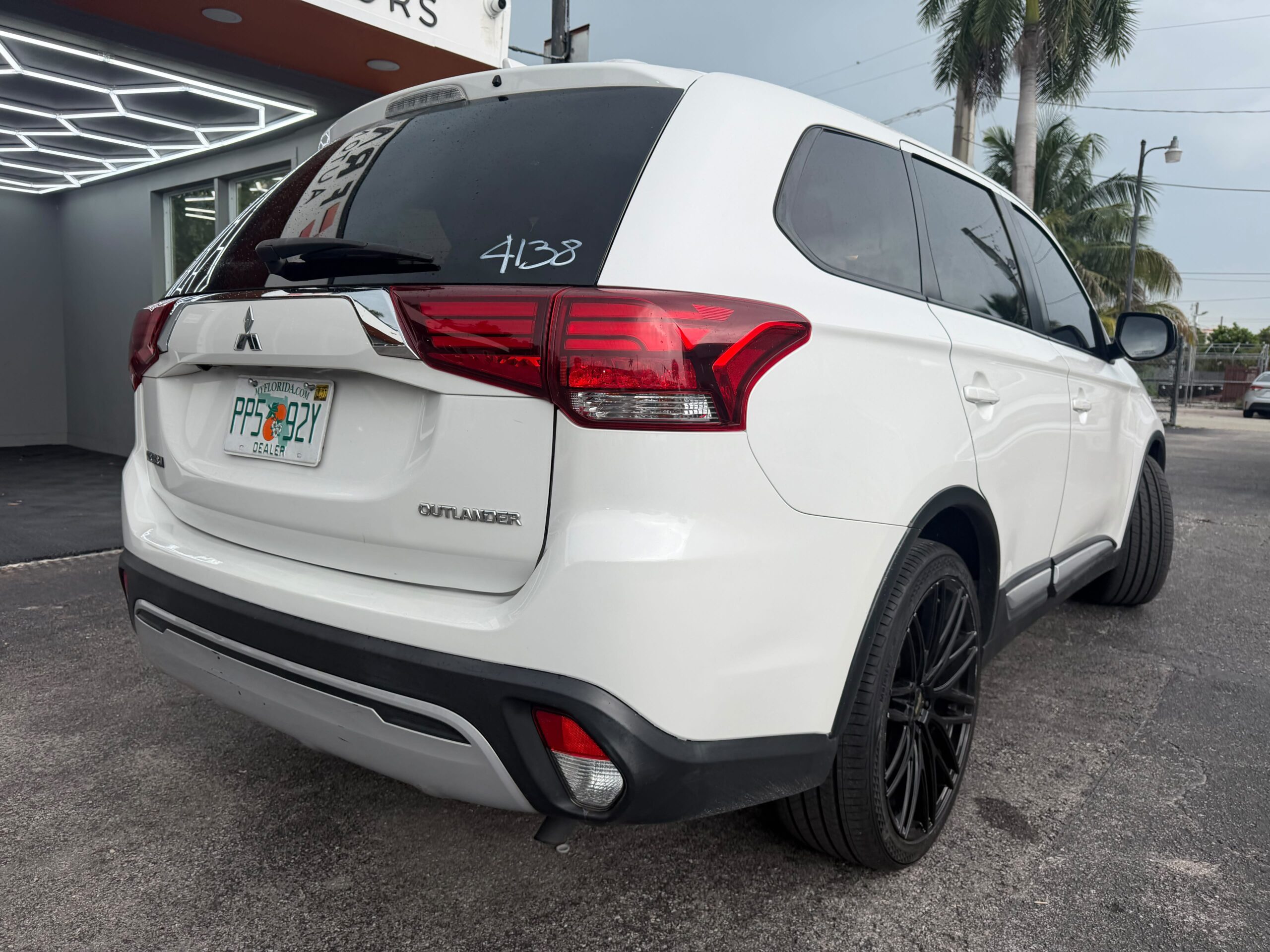 MITSUBISHI OUTLANDER 2019 (4138) - Imagen 9